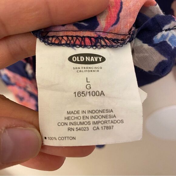 Old Navy quarter Button Navy Floral Lightweight semi sheer Blouse tunic top - L - Picture 7 of 9